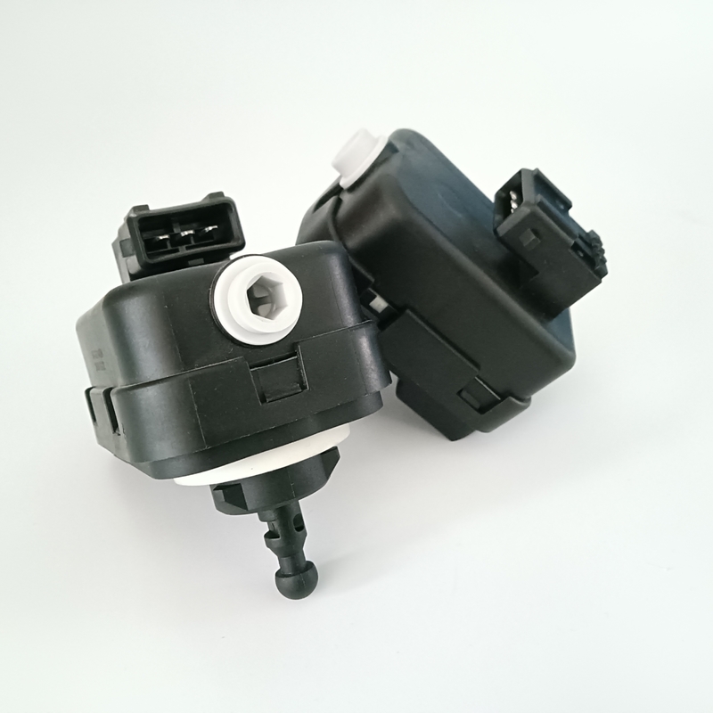 Motor económico 12V /24V del regulador de la linterna del motor del ajuste del nivel de la linterna del coche